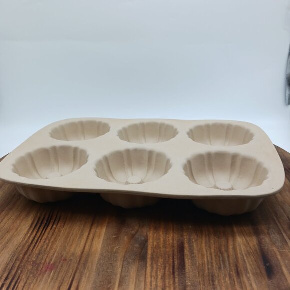 Vintage Pampered Chef Stoneware 6-Cavity Fluted Muffin Pan - Bake Like Grandma - Picture 8 of 8